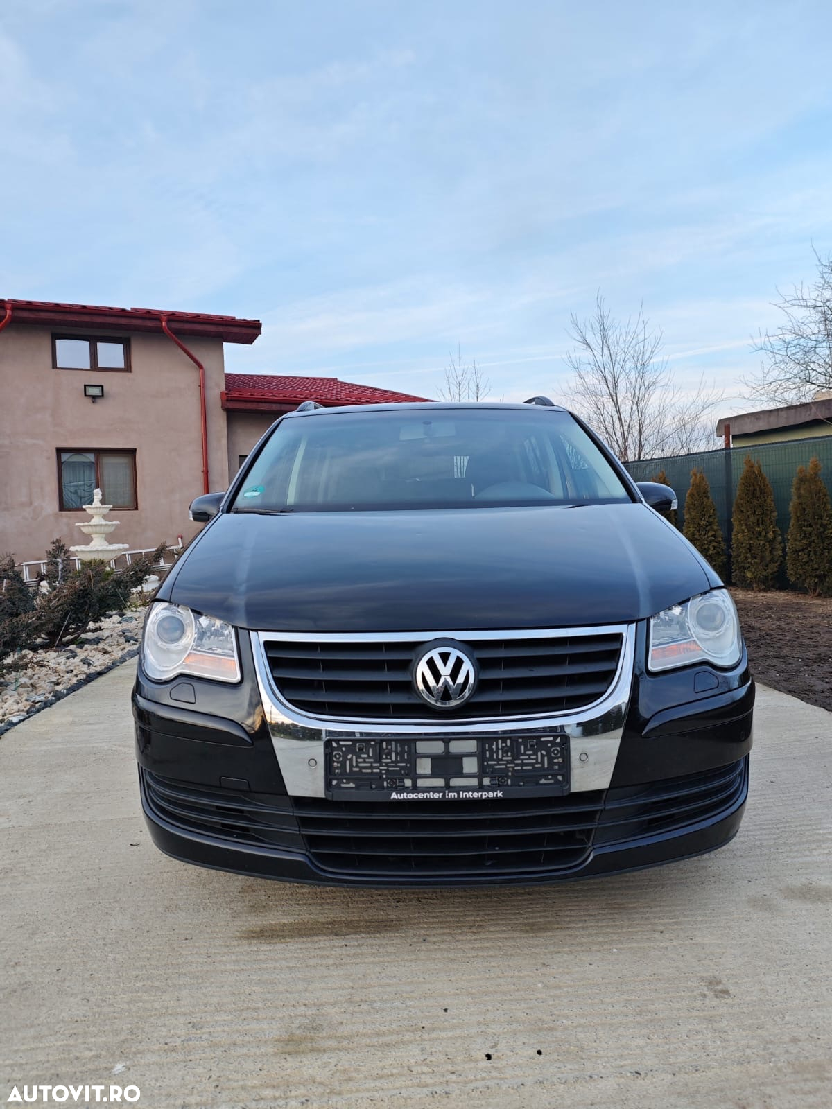 Volkswagen Touran 2.0 TDI DSG Comfortline - 5