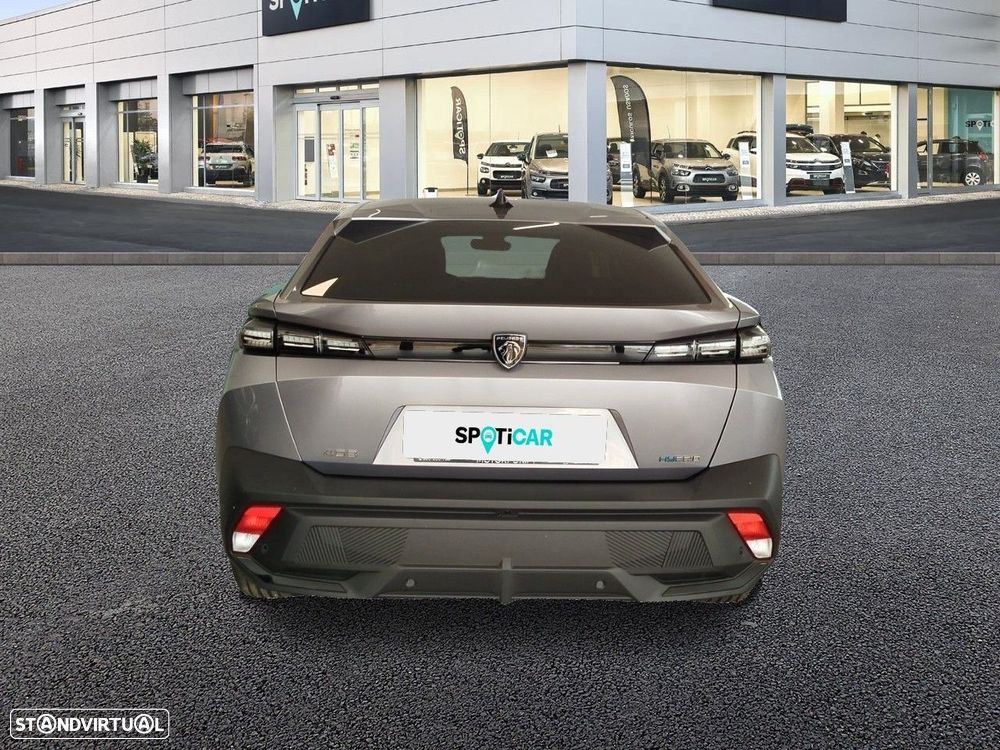Peugeot 408 - 5