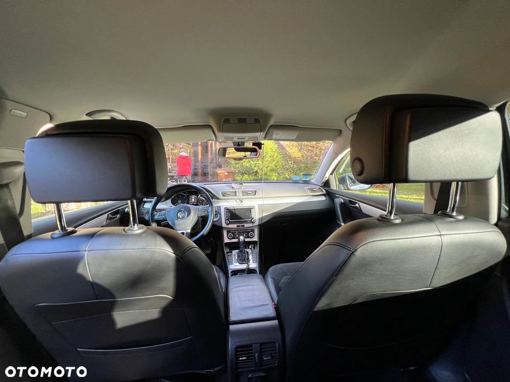 Volkswagen Passat 2.0 TDI DPF DSG 4Motion Highline - 15