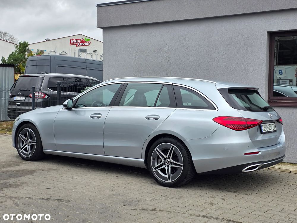 Mercedes-Benz C-Class 2023 photo 4