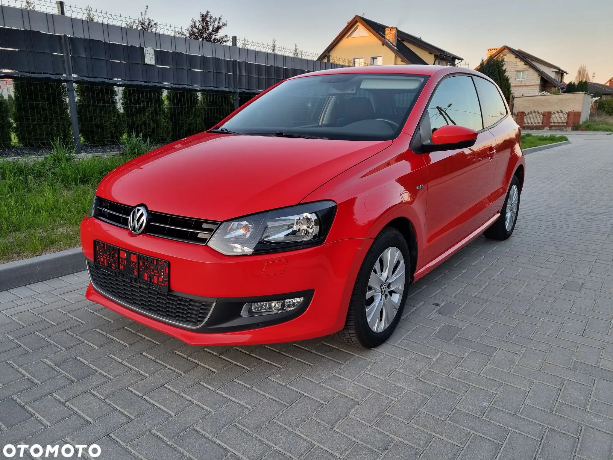 Volkswagen Polo 1.6 TDI DPF Highline DSG - 1