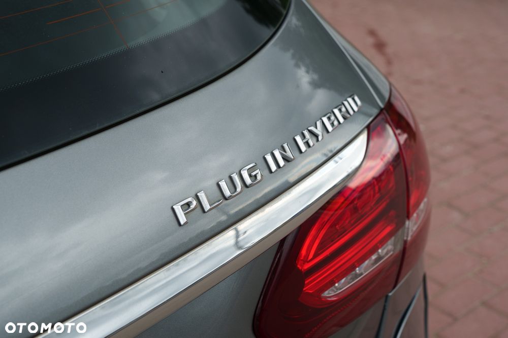 Mercedes-Benz Klasa C 350 e 7G-TRONIC Avantgarde - 32