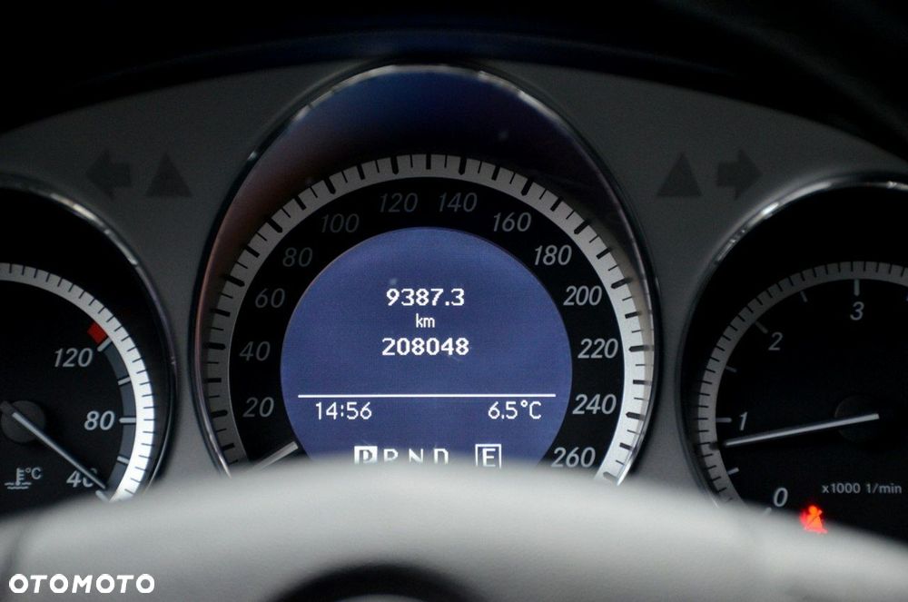 Mercedes-Benz GLK - 35