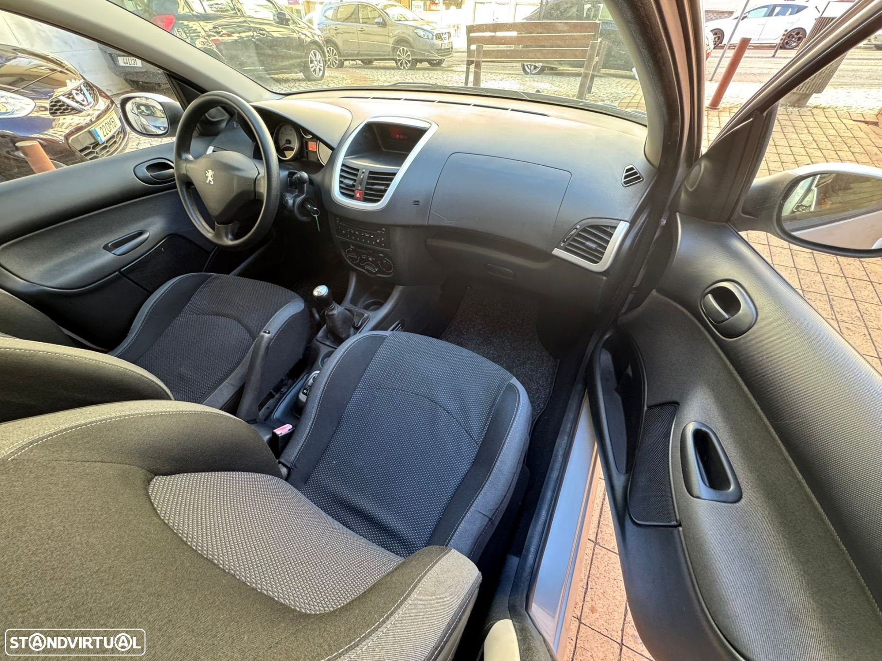 Peugeot 206+ 1.1 Trendy - 11