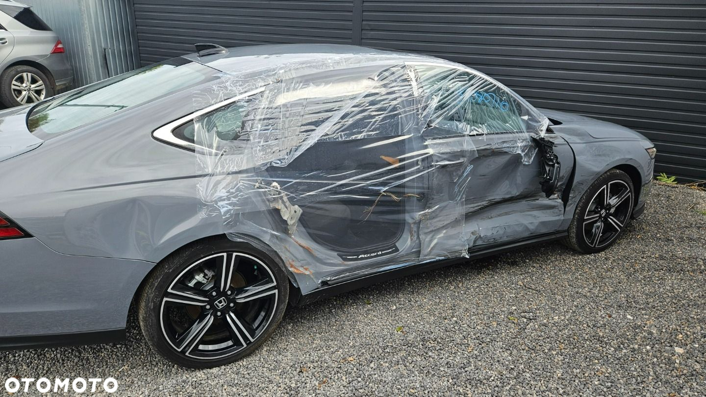 Honda Accord - 16