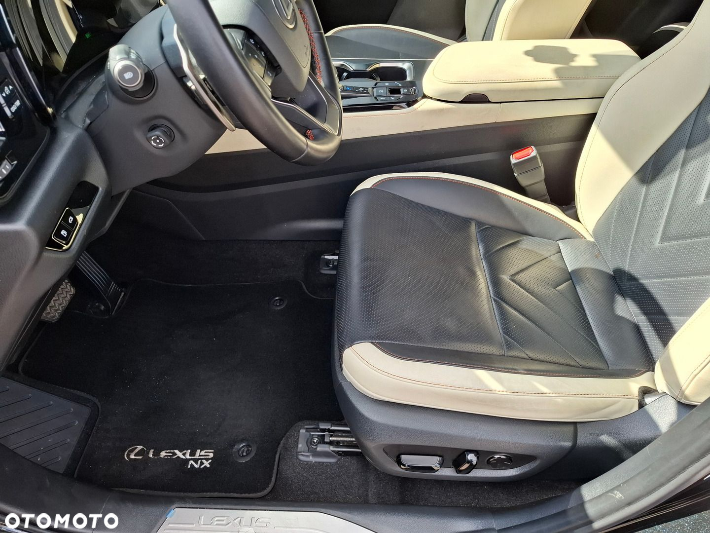 Lexus NX - 14