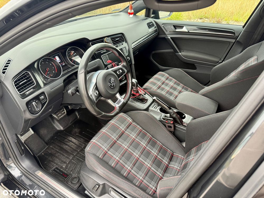 Volkswagen Golf VII 2.0 TSI BMT GTI DSG - 12