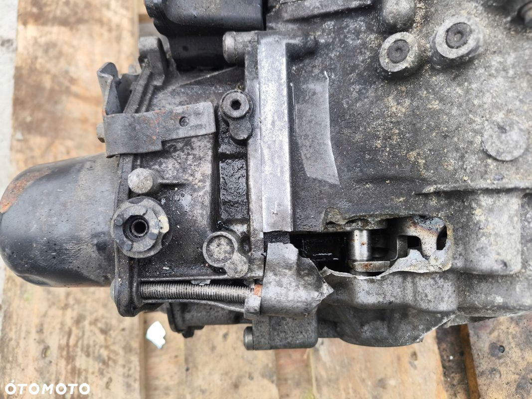 SKRZYNIA BIEGÓW AUDI VW SEAT AUTOMATYCZNA 1.6 TDI PWF USZKODZONA OBUDOWA !! - 13