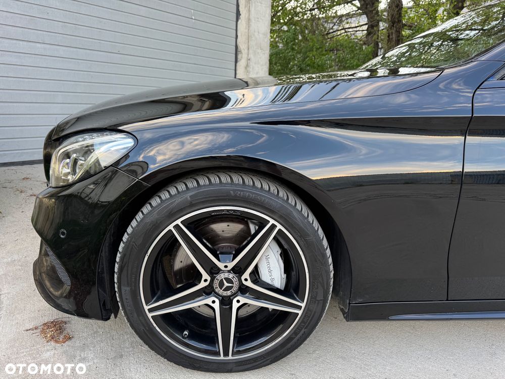 Mercedes-Benz Klasa C 250 d 4Matic 9G-TRONIC AMG Line - 24