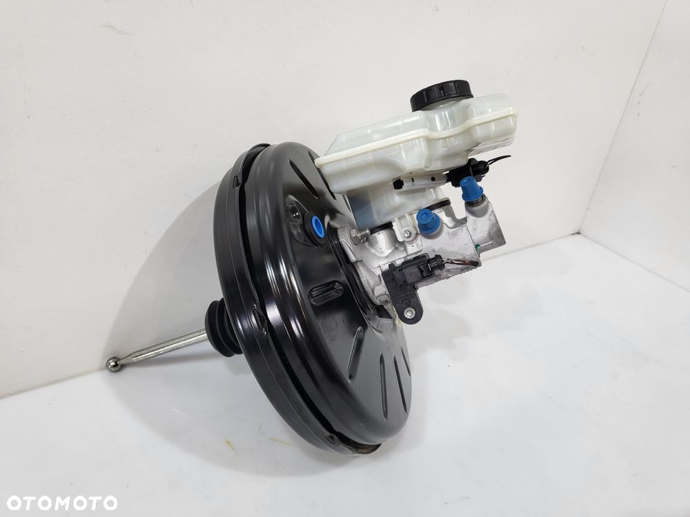 AUDI A3 8V GOLF VII PASSAT B8 SEAT SKODA SERWO POMPA HAMULCOWA 5Q0614105BL - 4