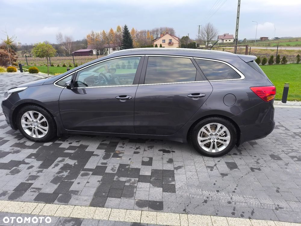 Kia Ceed 1.6 GDI Vision - 10