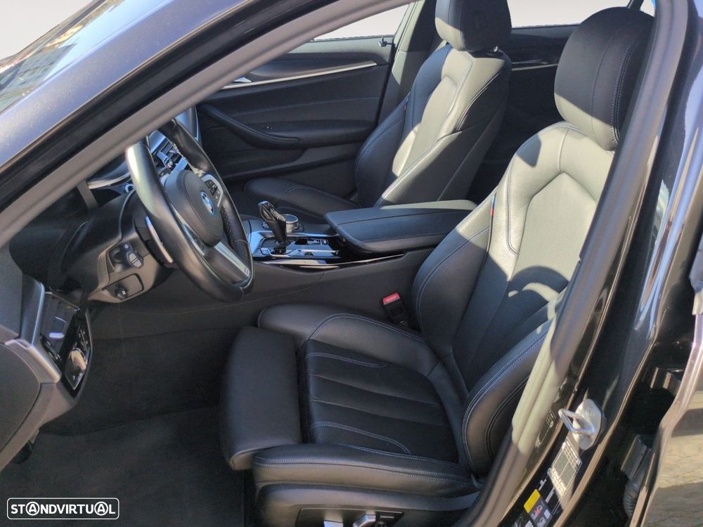 BMW 530 e Pack Desportivo M - 9