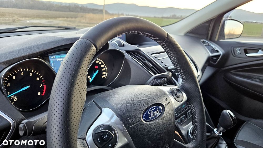 Ford Kuga 1.6 EcoBoost 2x4 Individual - 19