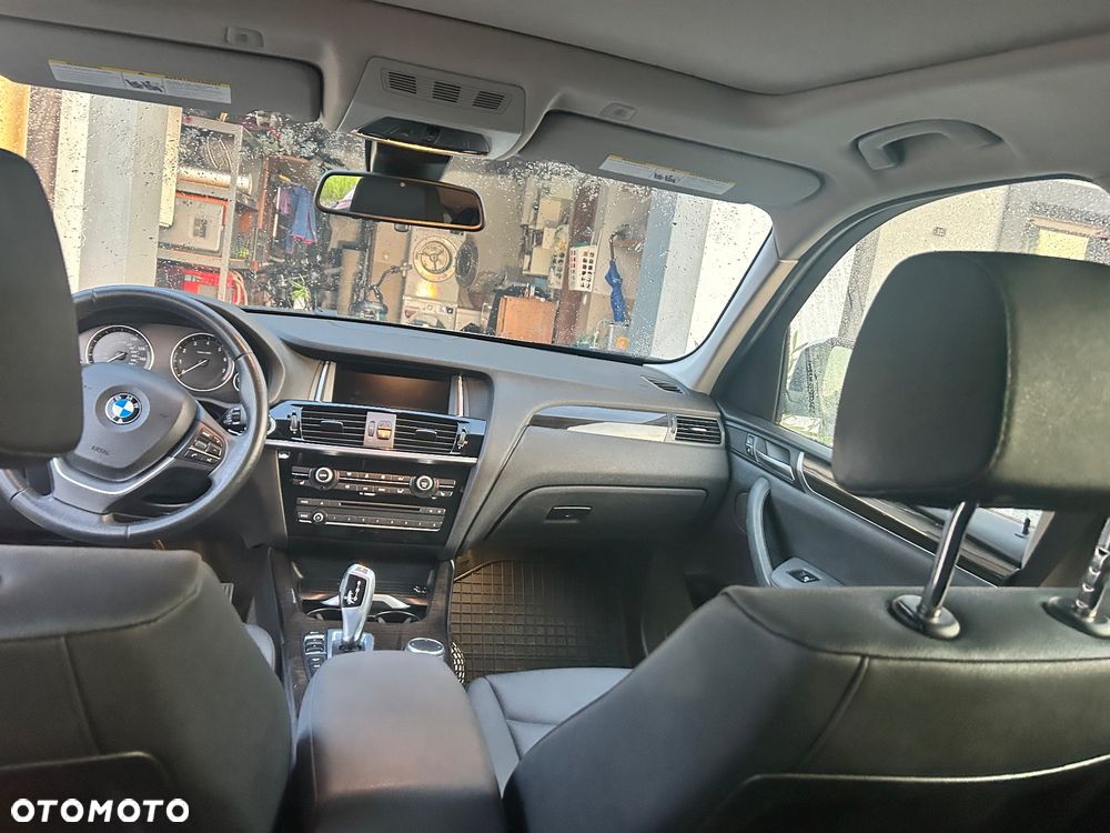 BMW X3 xDrive28i - 6