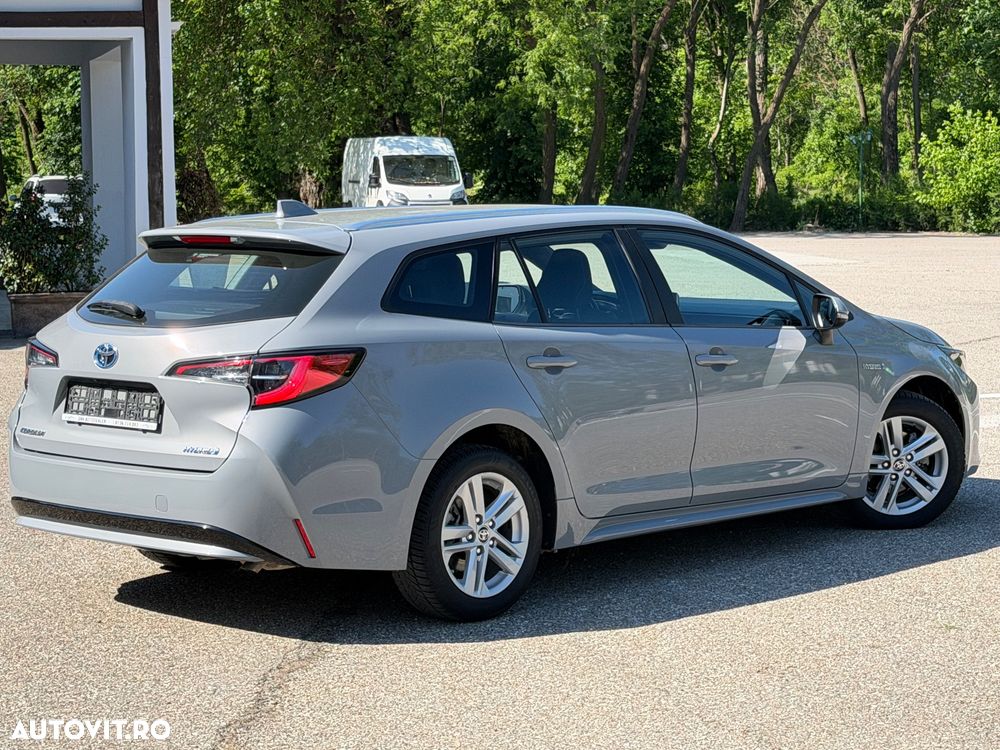 Toyota Corolla 1.8 Hybrid Comfort - 13