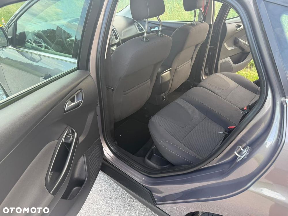Ford Focus - 26