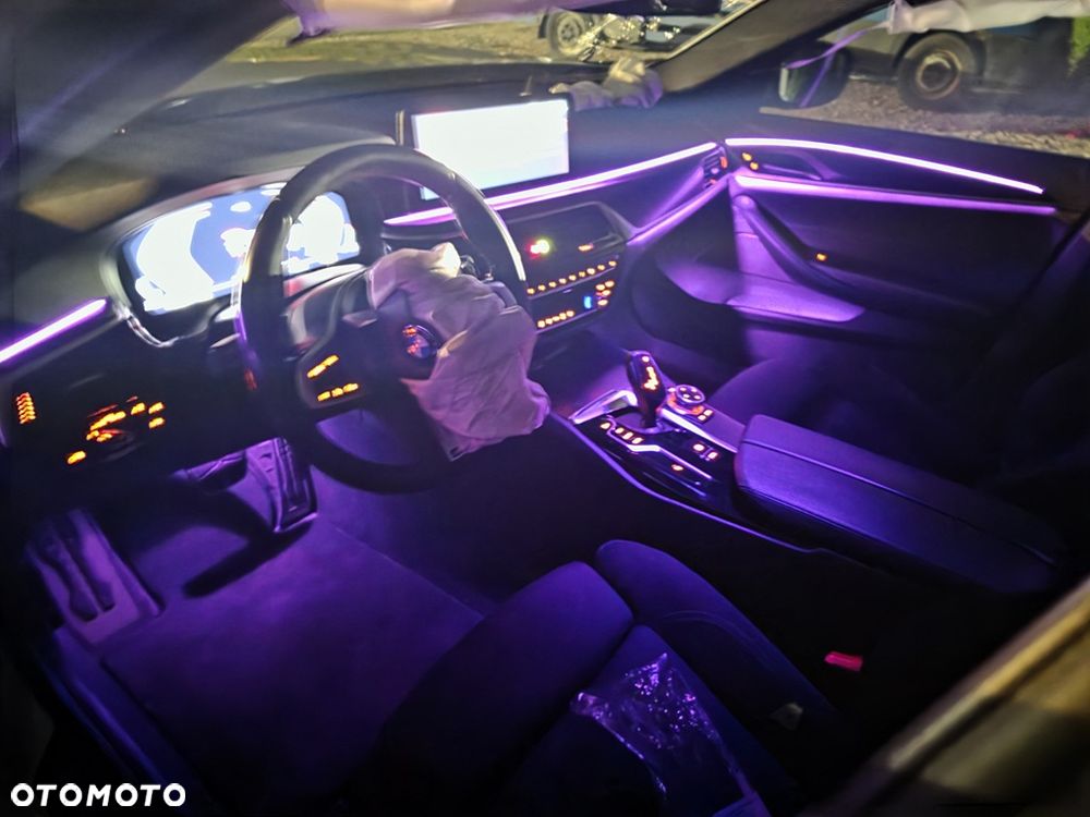 BMW Seria 5 520d xDrive MHEV M Sport sport - 25