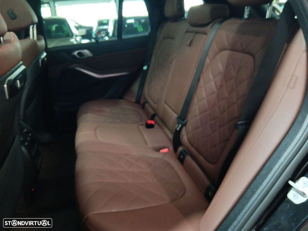 BMW X5 50 e xDrive Edição Desportiva M - 26