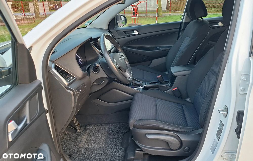 Hyundai Tucson 1.7 CRDI BlueDrive Style 2WD DCT - 23