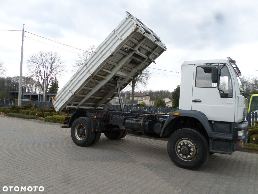 MAN LE280B 4X4 - 8
