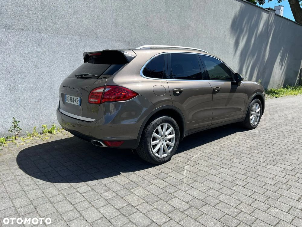 Porsche Cayenne Platinum Edition - 4