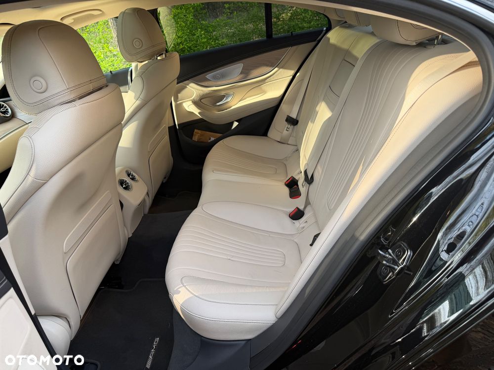 Mercedes-Benz CLS 300 d 4-Matic Avantgarde - 9
