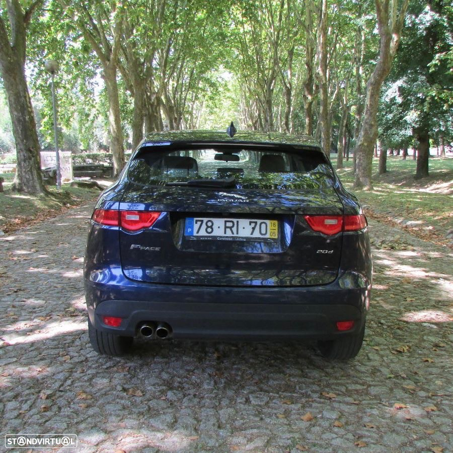 Jaguar F-Pace 2.0 i4D Pure - 2