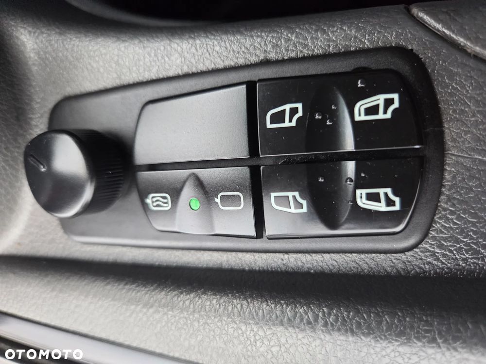 Mercedes-Benz atego - 11