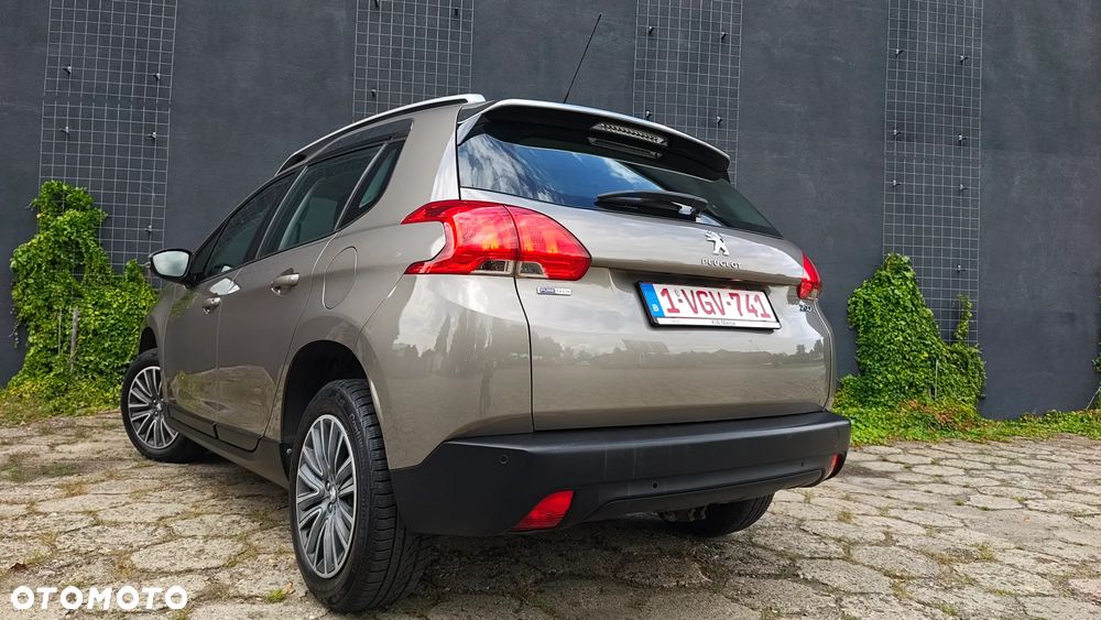 Peugeot 2008 PureTech 110 Stop&Start Allure - 5