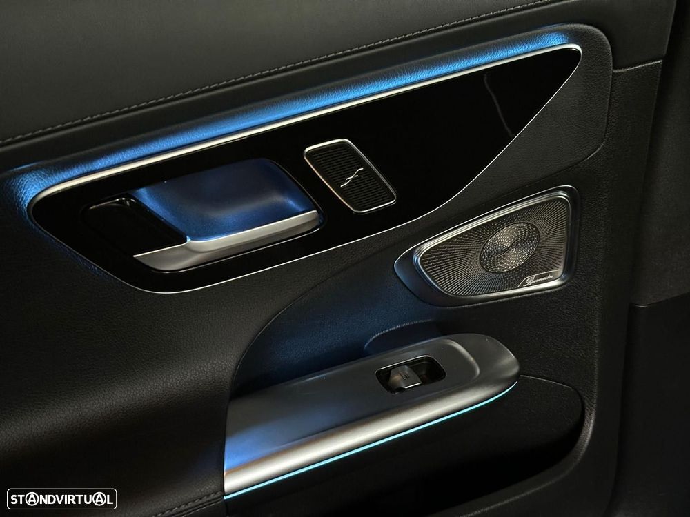 Mercedes-Benz C 300 de 4Matic T 9G-TRONIC AMG Line - 13