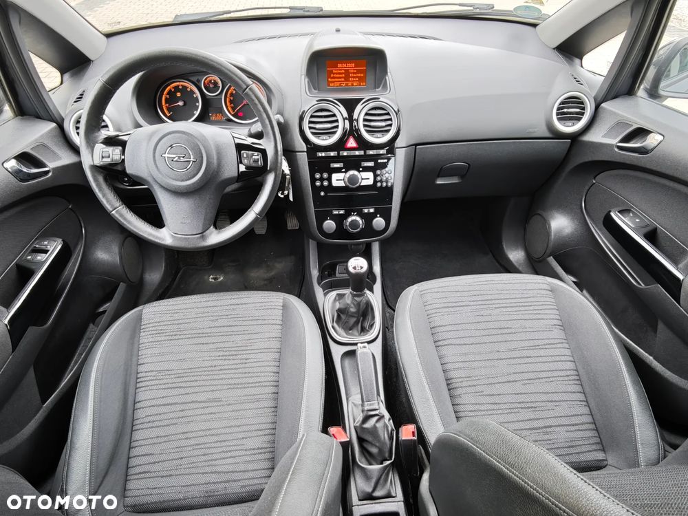 Opel Corsa 1.4 16V Energy - 21