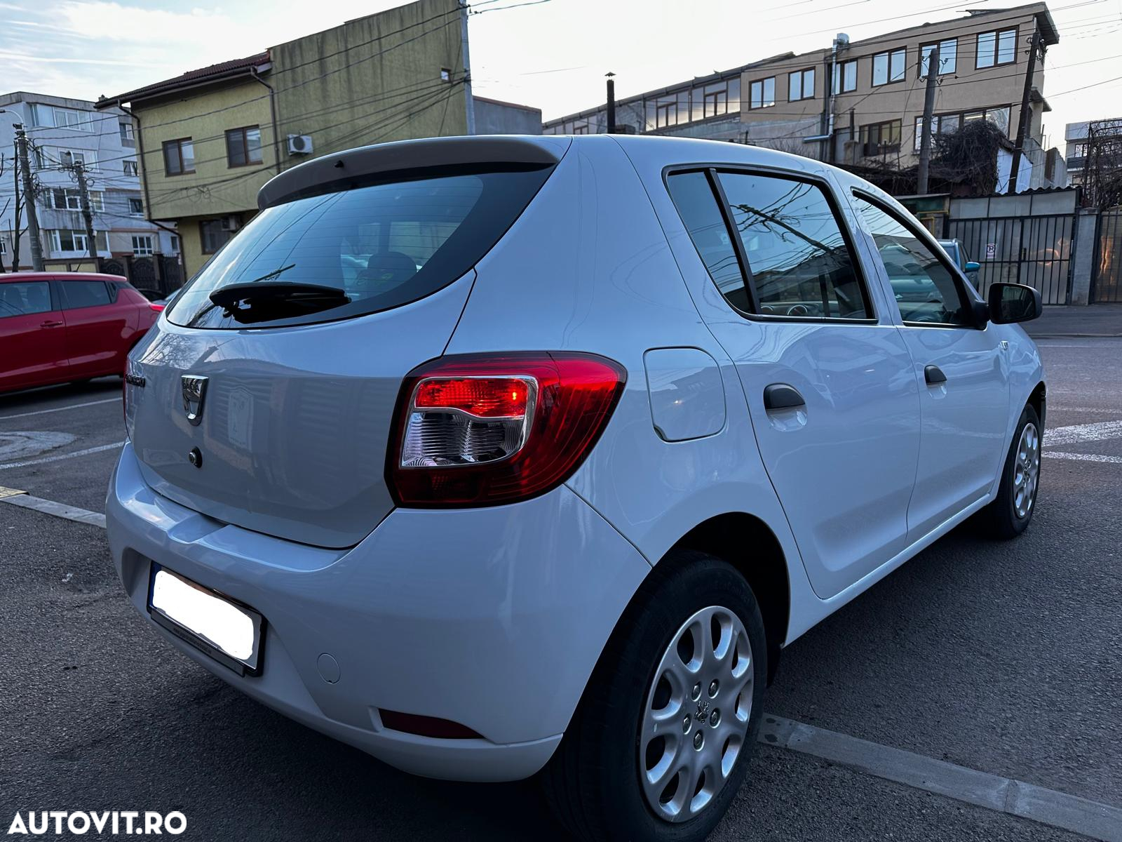 Dacia Sandero TCe 90 (S&S) Comfort - 10