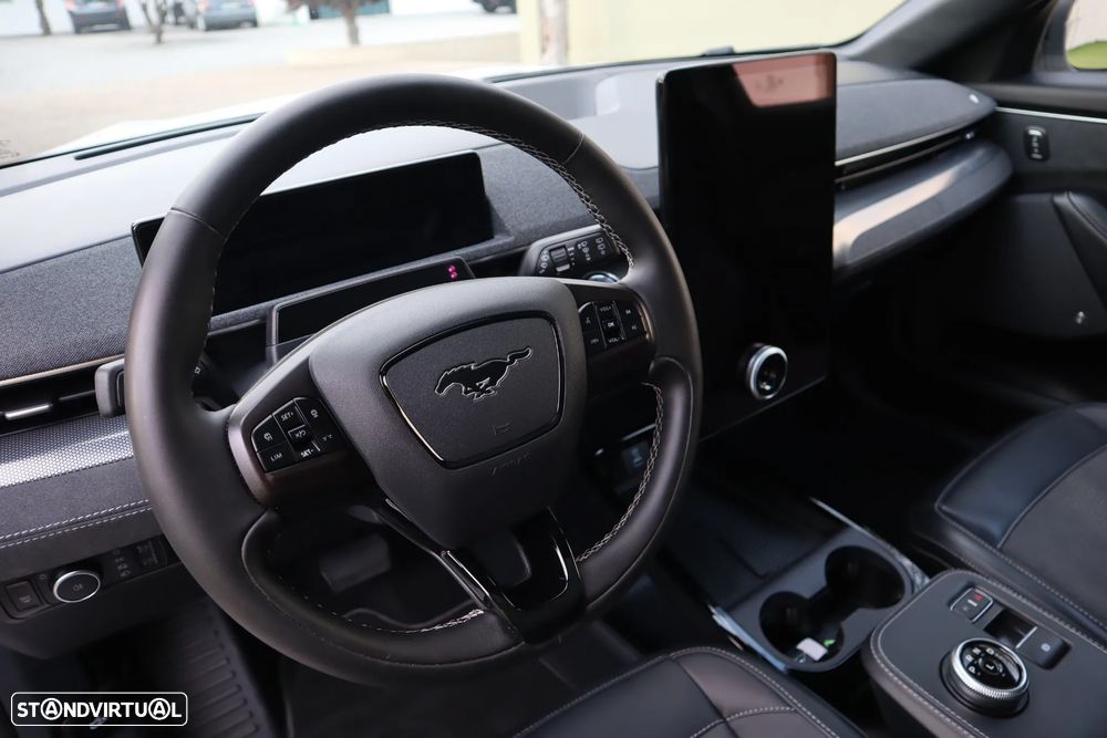 Ford Mustang Mach-E 98.7 kWh GT AWD - 24