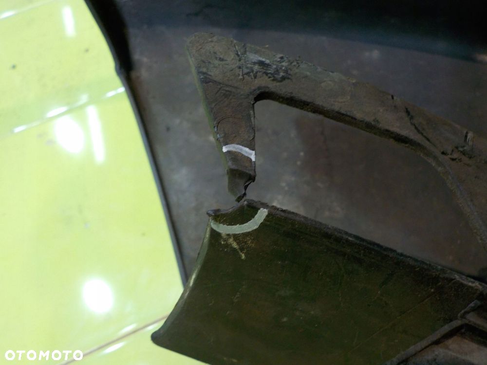 MAZDA CX7 2.3 T 08r zderzak przod - 10