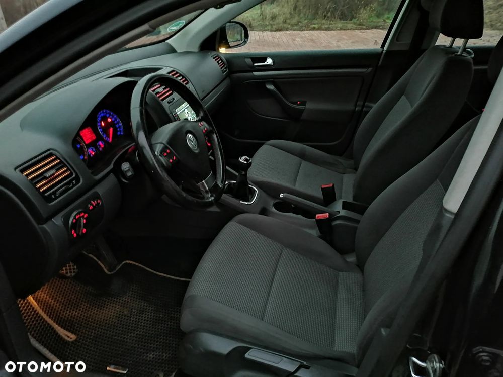 Volkswagen Jetta 1.9 TDI Trendline - 6