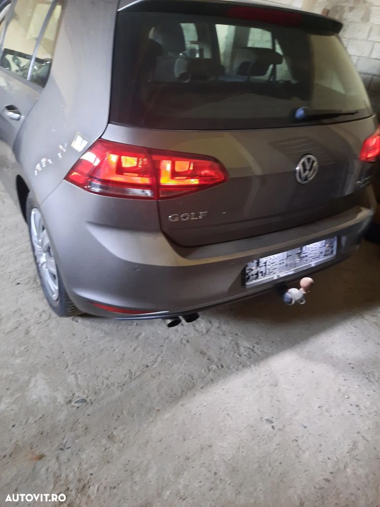 Volkswagen Golf 2.0 TDI BlueMotion Technology Edition - 7