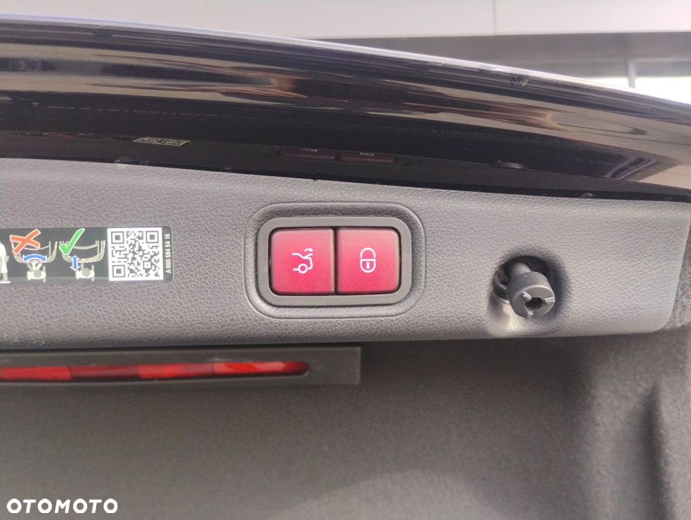 Mercedes-Benz Klasa E 220 d 4-Matic AMG - 14