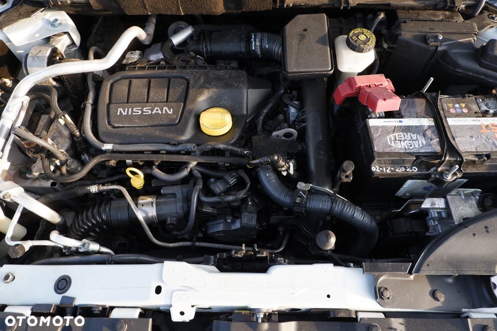 Nissan Qashqai 1.6 DCi Xtronic N-Connecta - 36