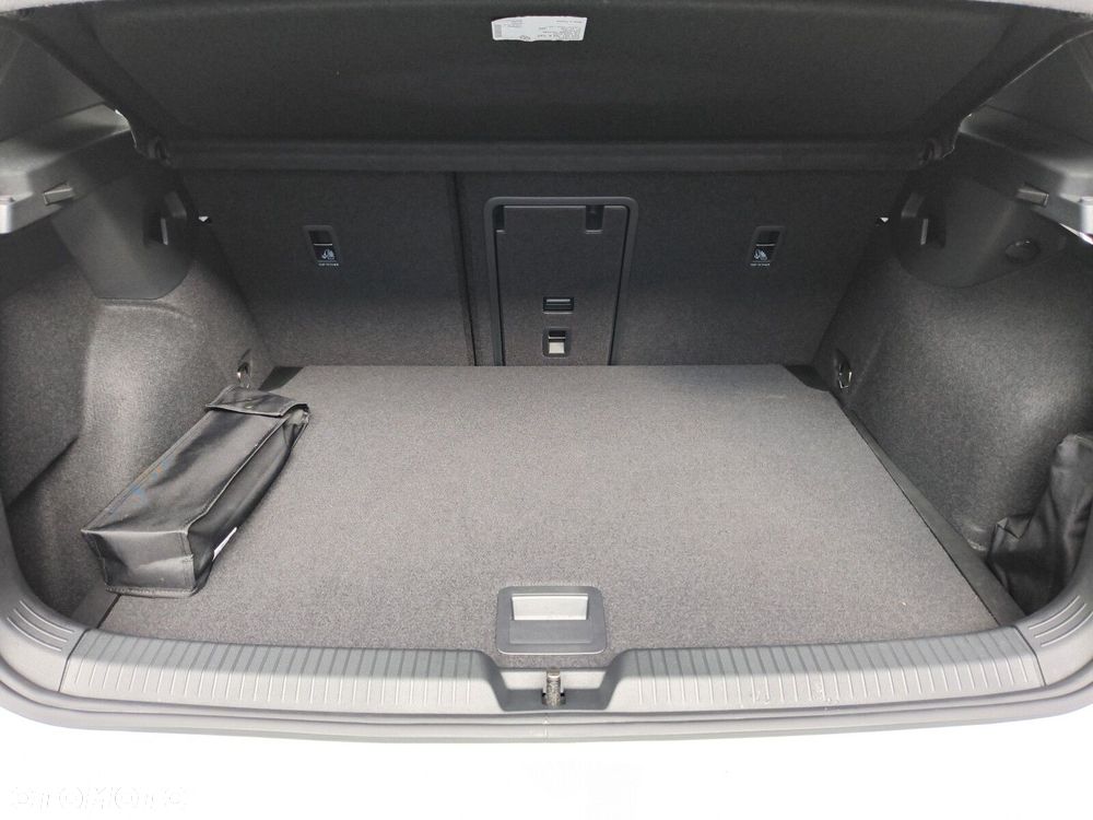 Volkswagen Golf 2.0 TSI 4Motion R DSG - 34