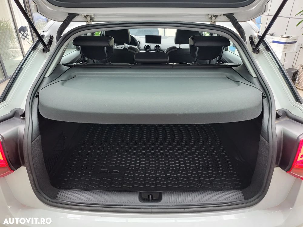 Audi Q2 2.0 TDI quattro S tronic design - 17
