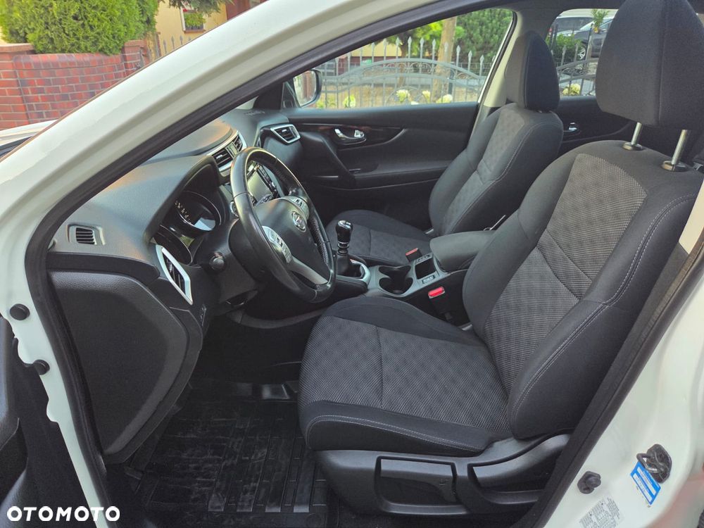 Nissan Qashqai 1.2 DIG-T 360 - 6