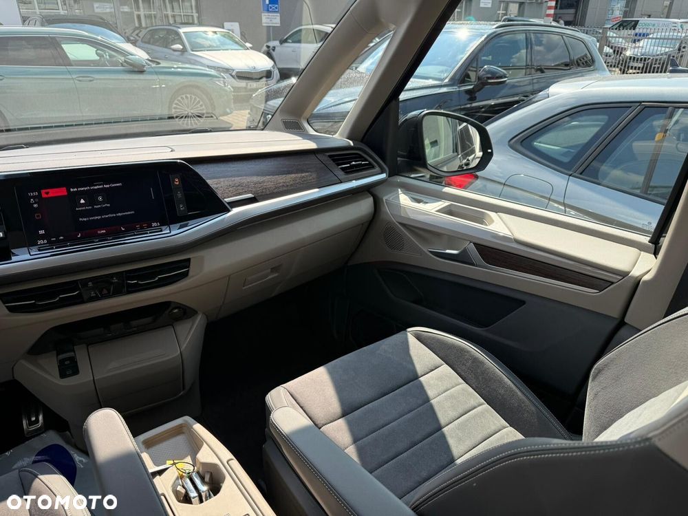 Volkswagen Multivan 2.0 TDI L1 Style DSG - 23