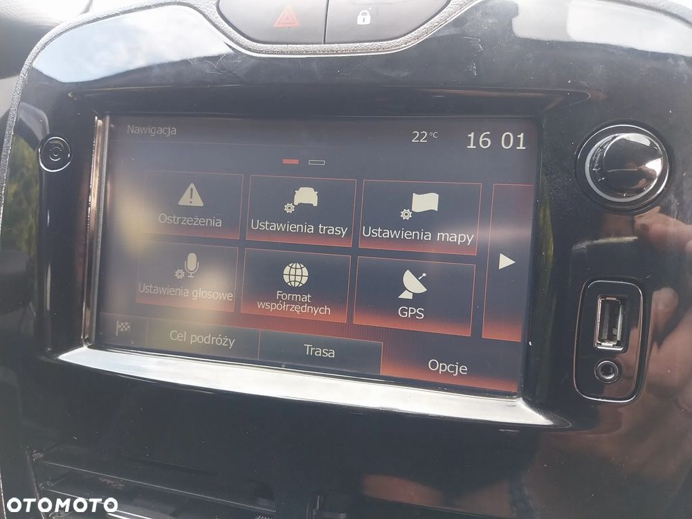 Renault Clio 1.2 16V 75 LIMITED - 21