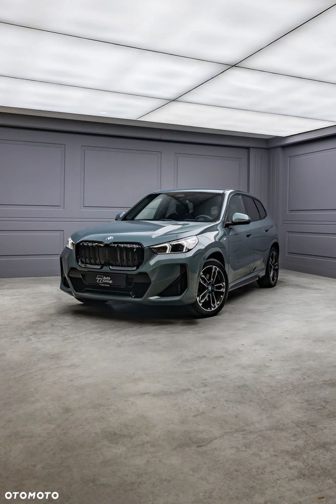 BMW iX1 xDrive30 66.5kWh M Sport - 41