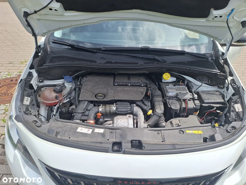 Peugeot 2008 BlueHDi FAP 120 STOP & START GT-Line Edition - 10