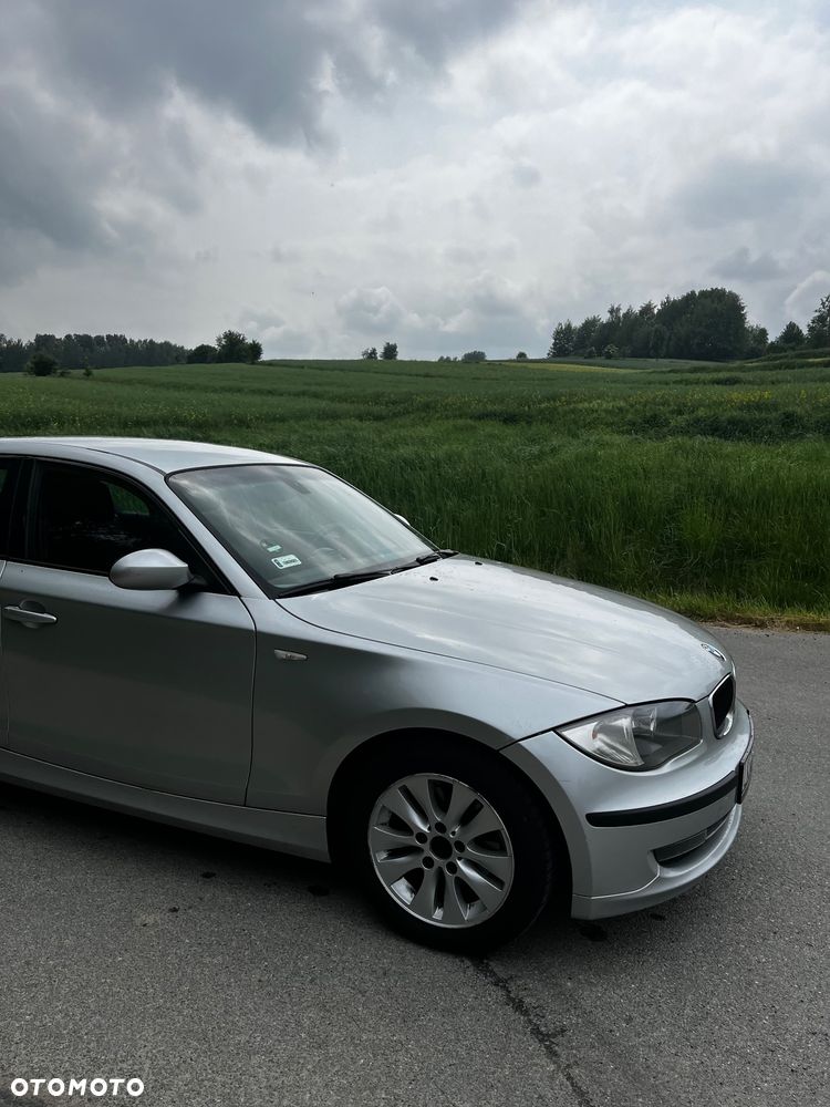 BMW Seria 1 118d DPF - 8