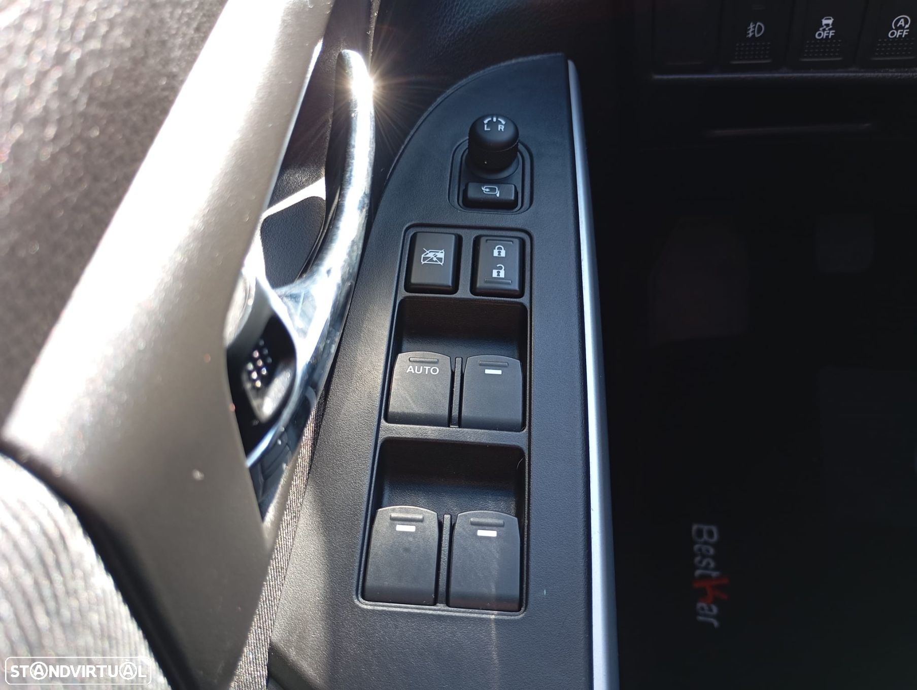 Suzuki S-Cross SX4 1.0 T GLX - 29