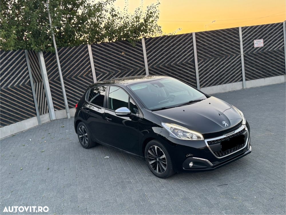 Peugeot 208 PureTech 75 Allure Pack - 4