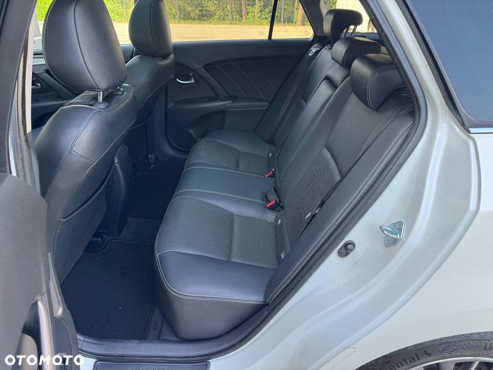 Toyota Avensis 2.0 D-4D Selection - 27