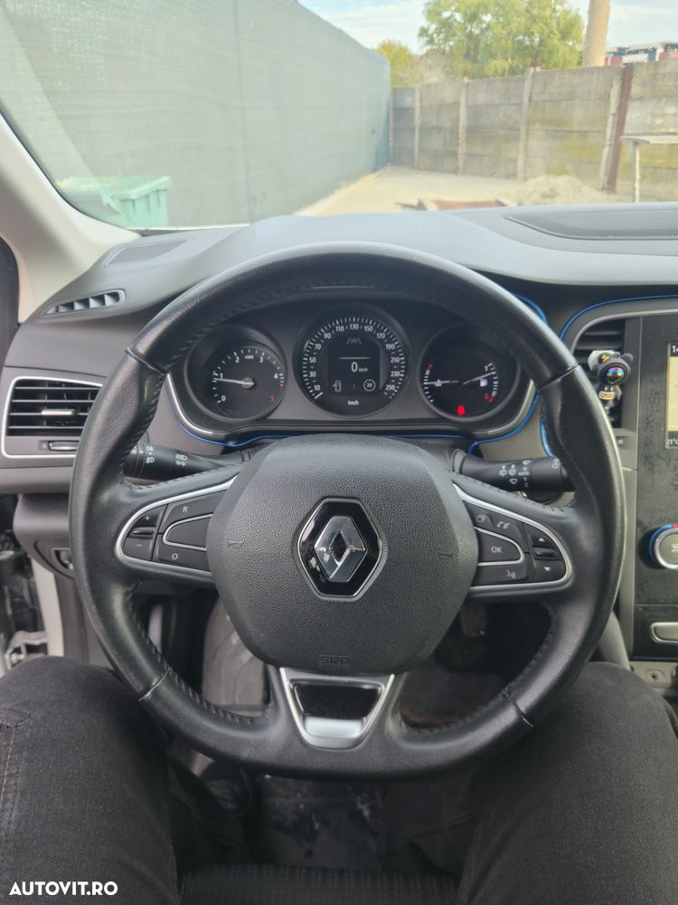 Renault Megane 1.5 dCi Expression - 7